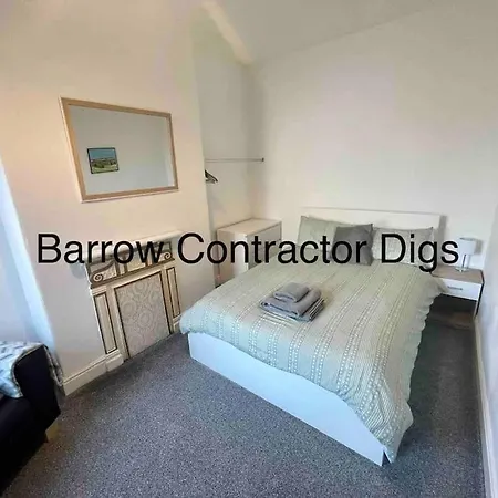 Contractor Digs, Serviced Accommodation, From *