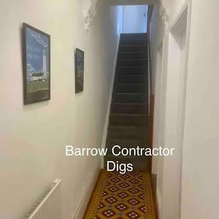 Contractor Digs, Serviced Accommodation, From Pensjonat *